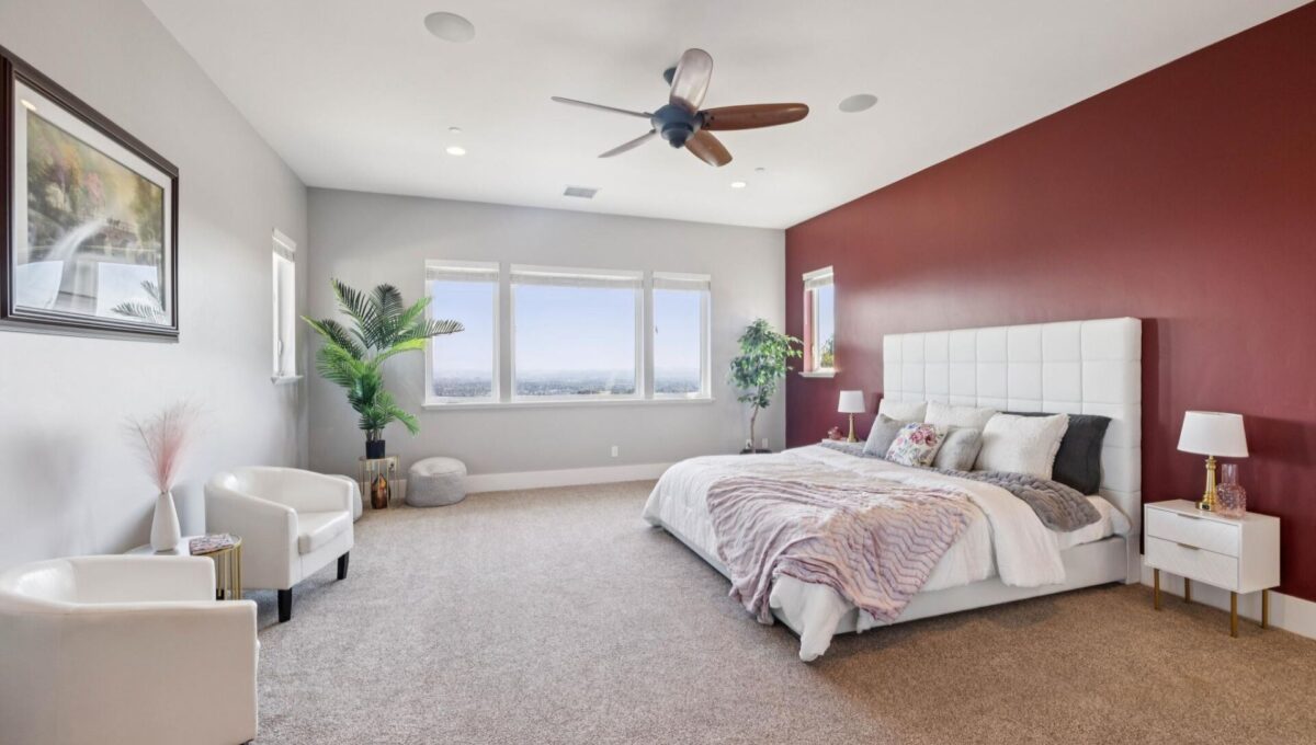 302-3882-royal-manor-place.83000.pok.101.web