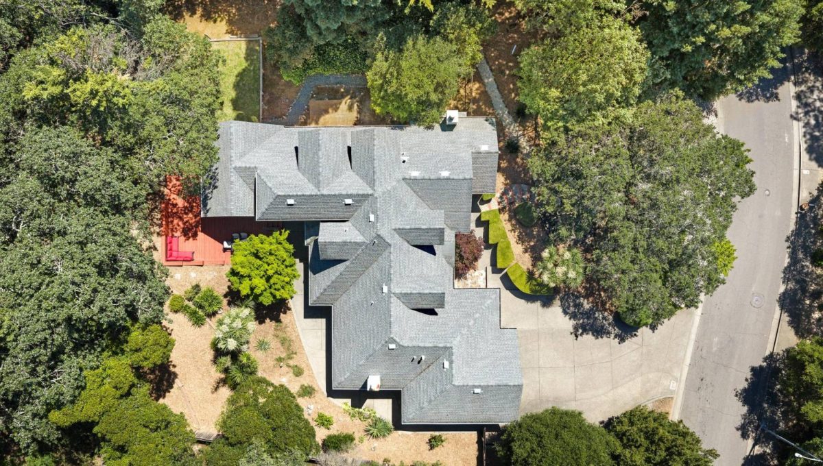 020-3302-jeremy-court.89832.asl.009.web