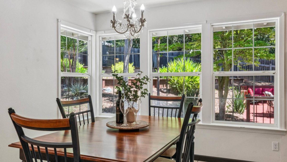 128-3302-jeremy-court.89832.p4k.055.web