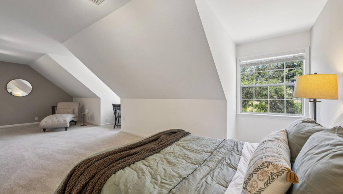 206-3302-jeremy-court.89832.p4k.095.web