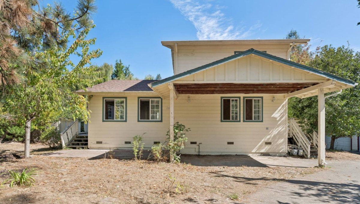 002-1221-beattie-lane.94432.p3k.002