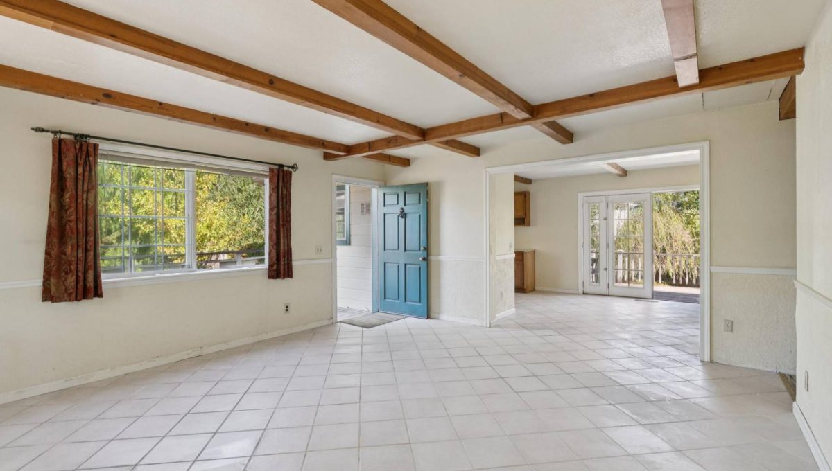 008-1221-beattie-lane.94432.p3k.008