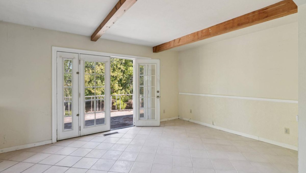 009-1221-beattie-lane.94432.p3k.009
