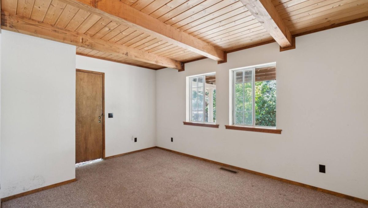 016-1221-beattie-lane.94432.p3k.016