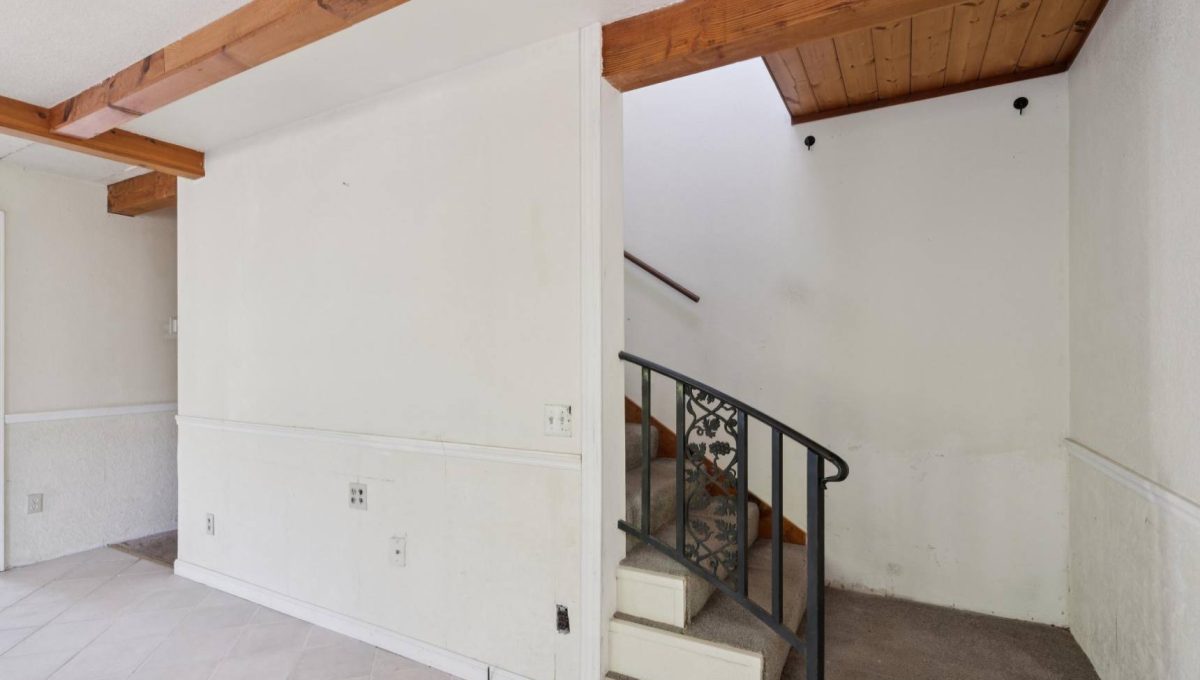 022-1221-beattie-lane.94432.p3k.022