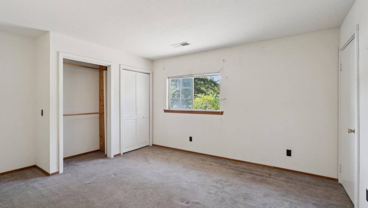 024-1221-beattie-lane.94432.p3k.024