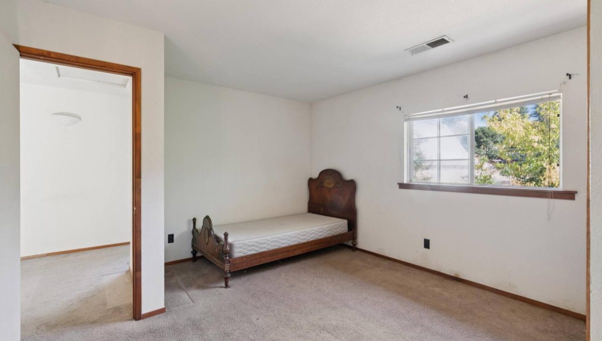 027-1221-beattie-lane.94432.p3k.027